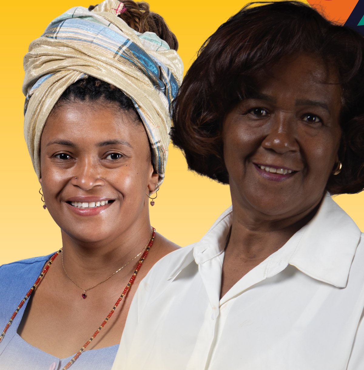Mãe Carol e Marilene lado a lado, sorrindo